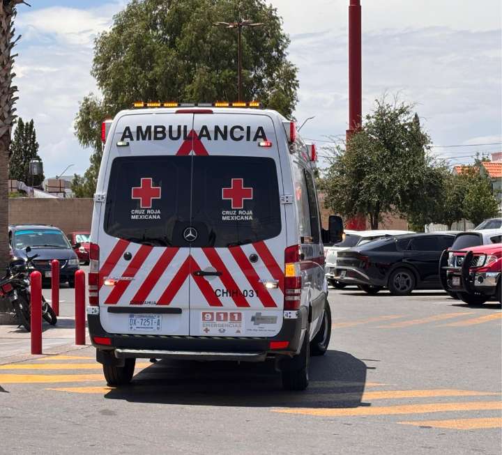 Menor de 10 años ingiere cloro por error; lo trasladan de emergencia a un hospital