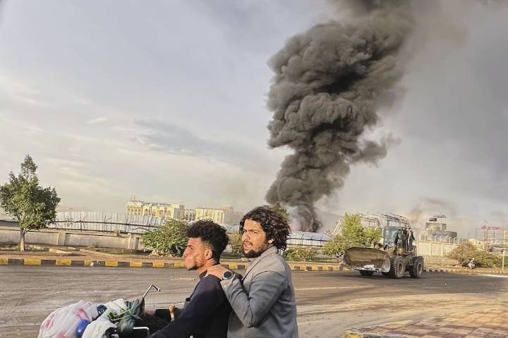 Escalada regional. Israel vuelve a bombardear a los hutíes y llega hasta el palacio presidencial de Yemen: al menos 4 muertos