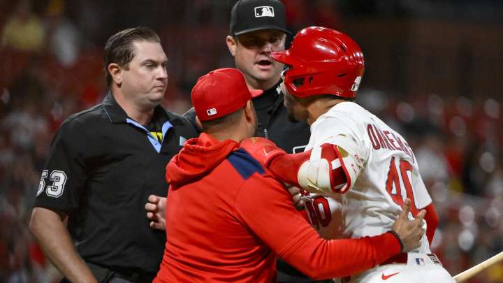 Cardinals' Willson Contreras gets 6-game suspension for on-field tirade and plans to appeal