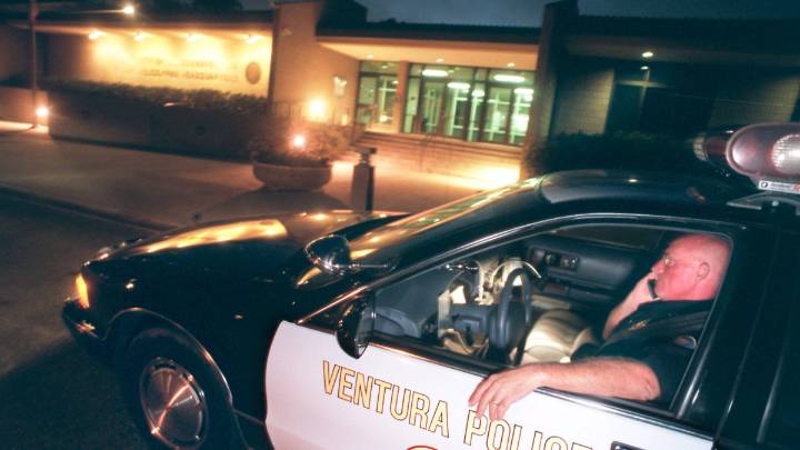 Police search for sexual assault suspect in Ventura 