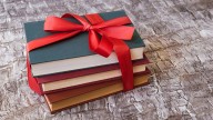 Qué significa que una persona regale libros en todos los cumpleaños, según la psicología