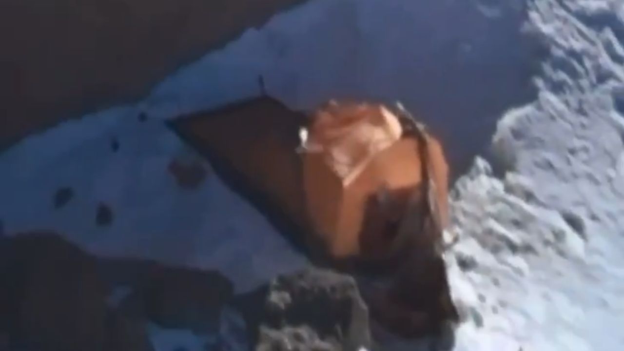 «Mi madre sigue viva»: el grito de auxilio del hijo de Natalia Nagovitsyna, la alpinista atrapada a 7.000 metros que no será rescatada