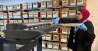 Contratos de confidencialidad, cámaras de vigilancia y alarmas antiincendio: el archivo oculto de los refugiados palestinos