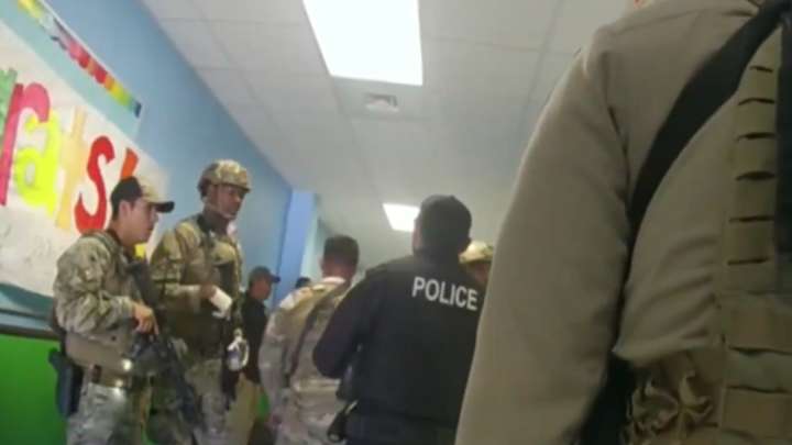 Nuevo Video de Tiroteo en Uvalde Revela Lenta Respuesta Policial pese a Súplicas de Padres