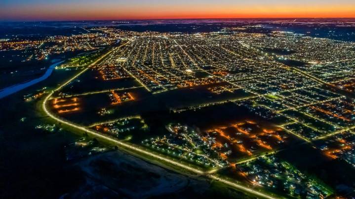 Circunvalación quedó iluminada todo su trayecto hasta la RN 188