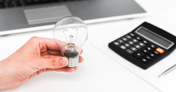 El precio de la luz para el lunes 1 de septiembre: estas serán las horas pico y valle