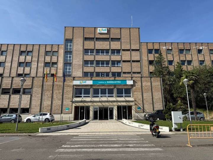 Continúan ingresados un niño y cuatro adultos por el brote de salmonelosis de Barbastro
