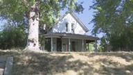 Neighbors trying to save historic farmhouse in Denver's Washington Park neighborhood