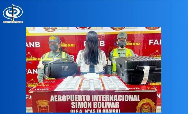 Aprehenden a colombiana con droga escondida en una corneta de sonido