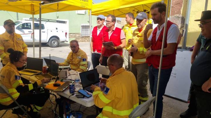 Vecinos de la zona de Villar del Pedroso: "Intentamos salir a rescatar el ganado"