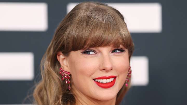 Taylor Swift Announces New Album