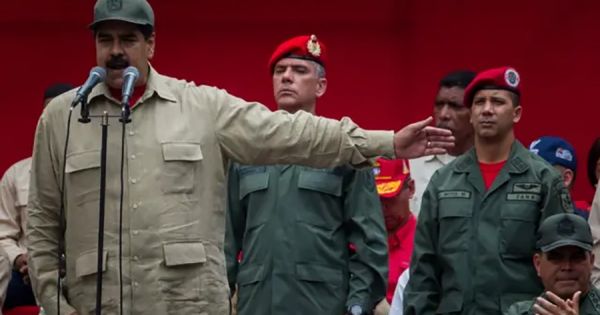 Maduro moviliza a cuatro millones de milicianos en respuesta al despliegue naval de Estados Unidos
