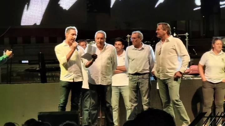 El oscense Tomás Luna y los otros creadores del Boloencierro de Mataelpino pronuncian el pregón festivo