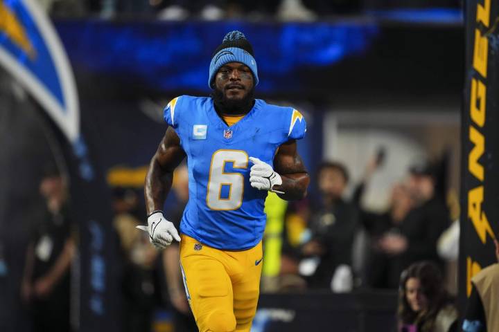 Chargers LB Denzel Perryman released from police custody following gun charges