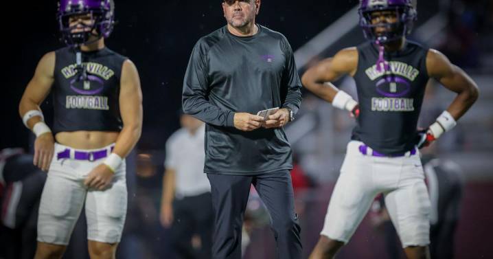 Everything to know about District 8-5A, including an expanded playbook at Hahnville