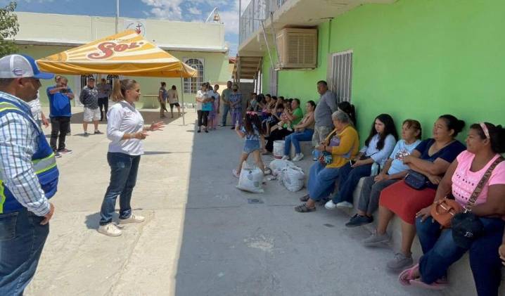 Con acciones y no solo palabras, Diputada Xóchitl Contreras lleva apoyo a familias afectadas por las inundaciones