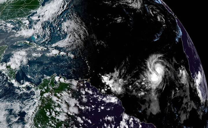 Huracán Erin amenaza al Caribe; es el primero del año en el Atlántico y podría convertirse en "huracán mayor" el fin de semana