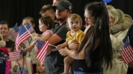 Reuters: Trump planea reducir drásticamente el tope de admisión de refugiados en EE.UU.