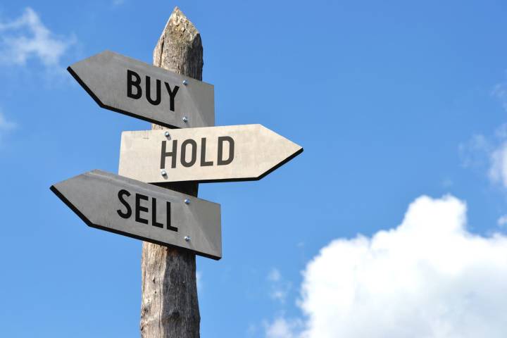 How To Make Buy And Sell Decisions That Will Move You Forward