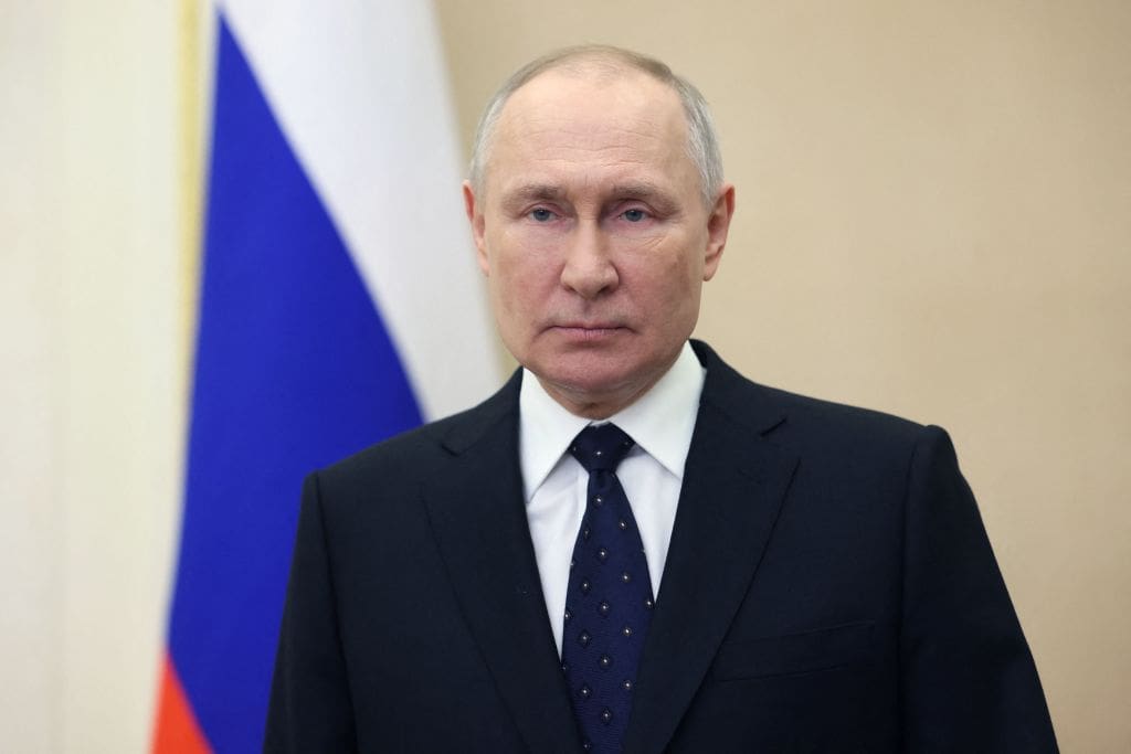Putin se reúne con enviado especial Trump antes de vencer ultimátum fijado por EE.UU. para un alto el fuego en Ucrania