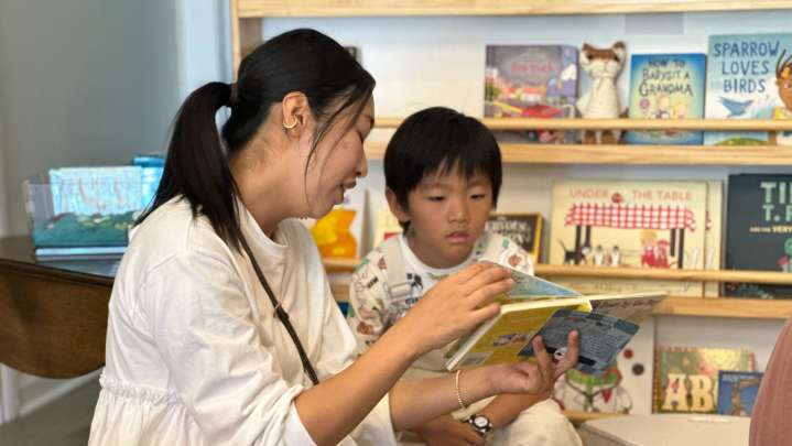 Books better than digital games for teaching kids ABCs, MSU study finds