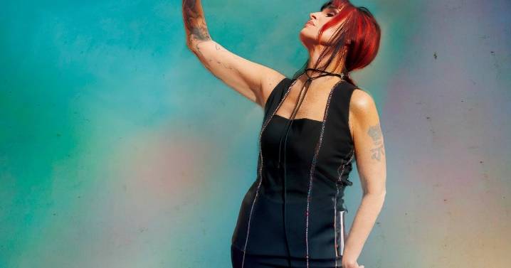 Fabiana Cantilo: “Si fuera la cantante más importante del rock argentino, tendría más plata”