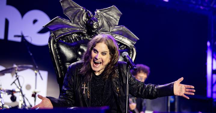 Aston Villa pay tribute to Ozzy during Premier League…