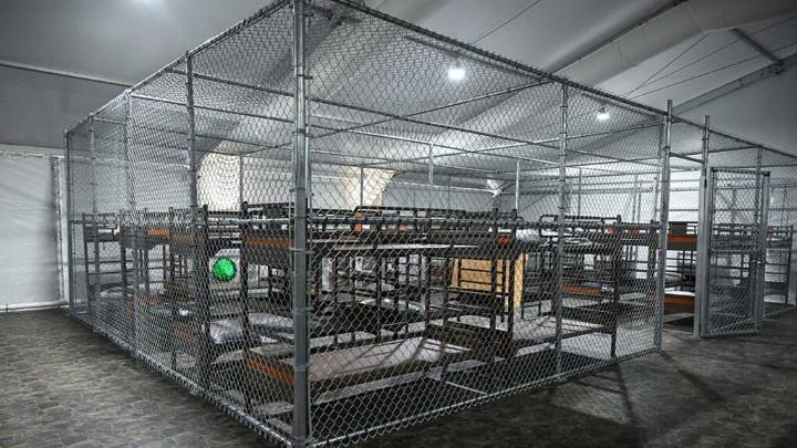 Arquidiócesis de Miami celebró primera misa dentro de Alcatraz de los Caimanes