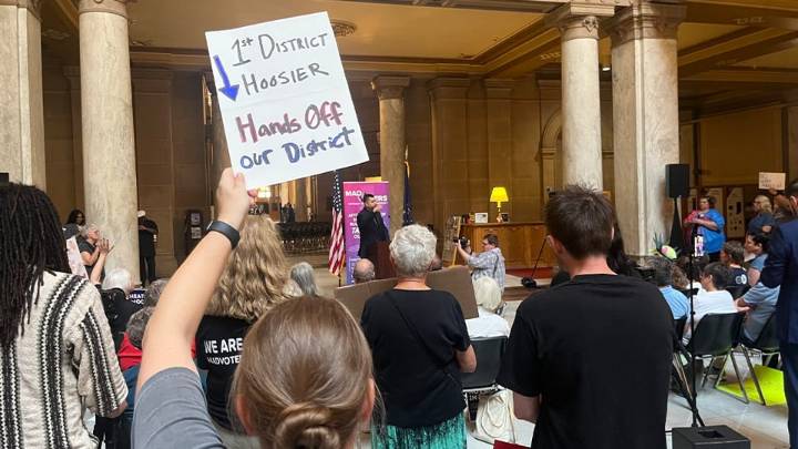 VP Vance meets with Indiana GOP leadership on redistricting; Dems denounce effort