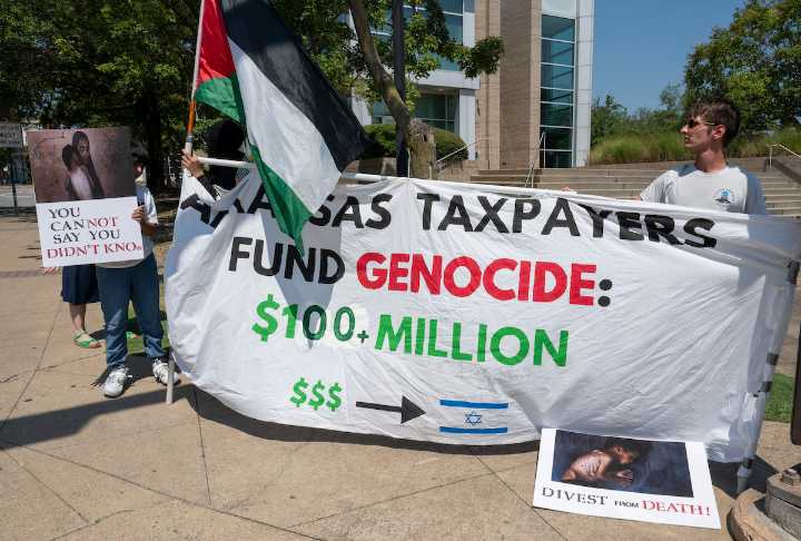 Pro-Palestinian scholar Norman Finkelstein to speak in Little Rock this month
