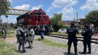 VIDEO: Ferromex mueve locomotora y vagón de tren del fatal accidente en Irapuato