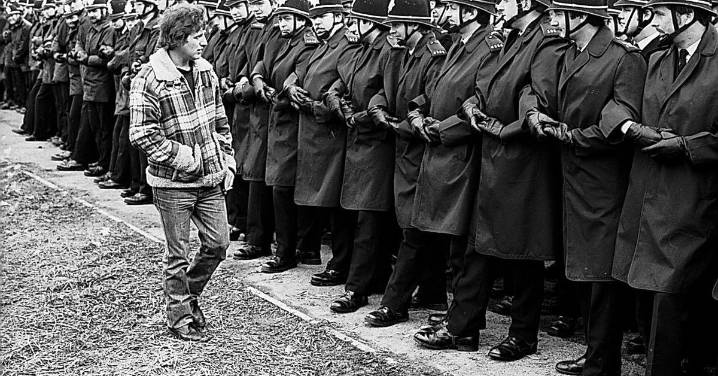 Los fantasmas de Orgreave: Thatcher, los mineros y la batalla por la verdad