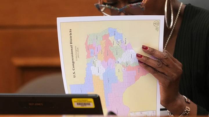 Texas voters split on GOP redistricting plan: Poll