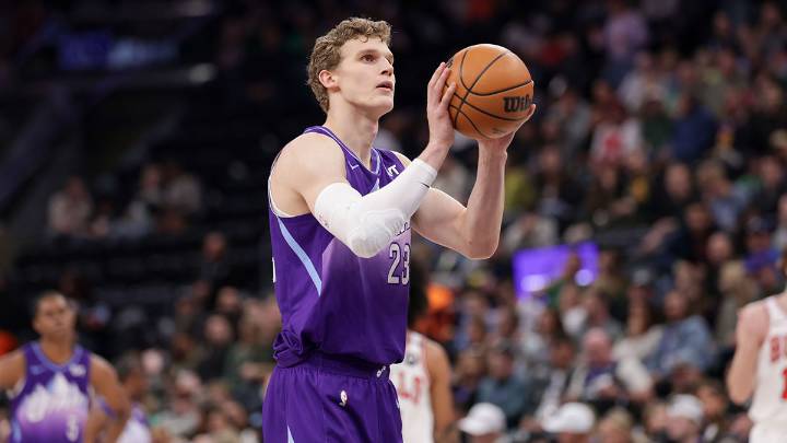 Lauri Markkanen gives Jazz fans hope with dominant EuroBasket opener for Finland