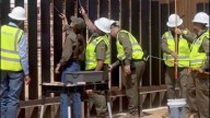 EU pintará de negro el muro fronterizo para que esté más caliente y sea difícil de escalar (Video)