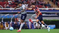 Cruz Azul derrotó a Chivas 2-1 y puso al  argentino Gabriel Milito en el patíbulo