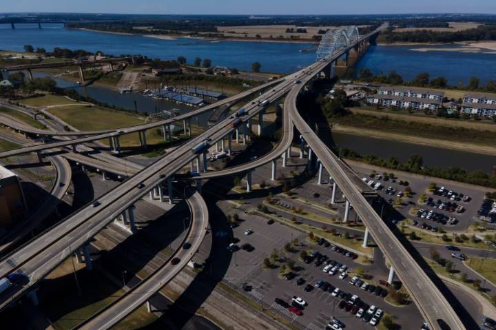 Millions in highway safety grants awarded to Mid-South law enforcement agencies