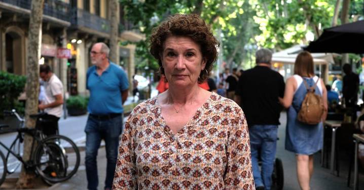 "Los 'expats' pueden tener pasta, pero van al polideportivo municipal como todo el mundo"