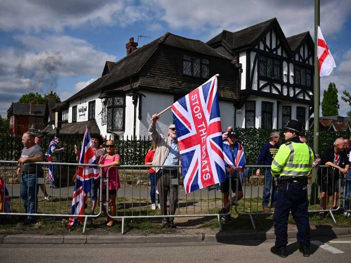 Scuffles, arrests as protesters across UK rally against asylum hotels