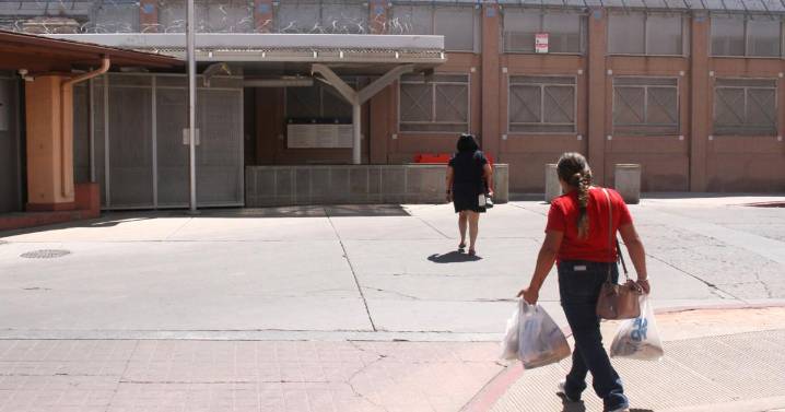 Border crossing data shows ‘normal’ fluctuations