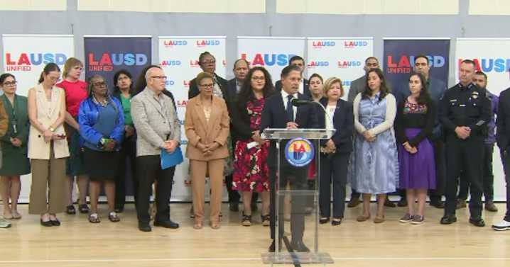 LAUSD superintendent assures student safety as community immigration enforcement fears continue