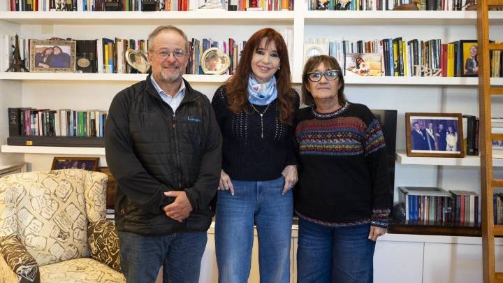 Cristina recibió al titular del gremio docente mundial y remarcó la "catástrofe social" de Milei