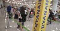 Ryanair premiará con 2,5 euros a sus empleados por cada maleta de mano que incumpla las medidas