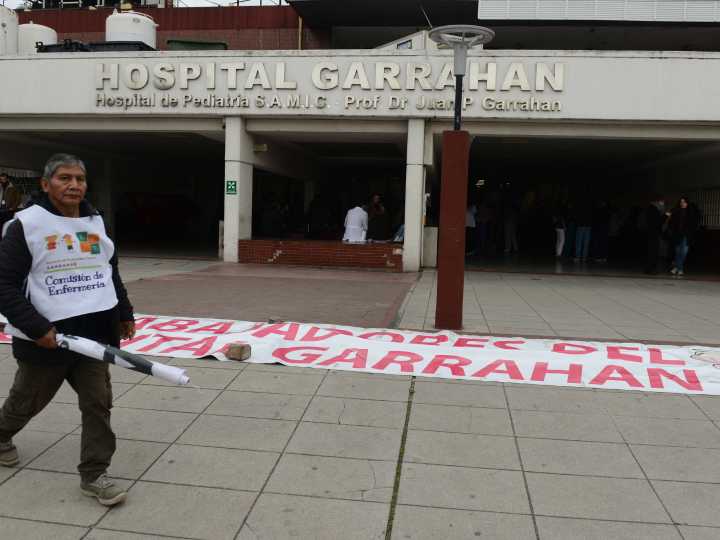 Los trabajadores del Hospital Garrahan anunciaron dos nuevos paros: "La salud de las infancias no se negocia"
