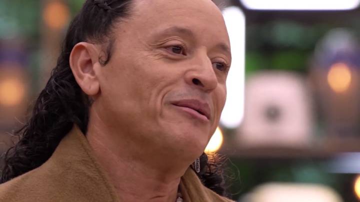 Elvis Crespo decide abandonar Top Chef VIP – Telemundo Washington DC (44)