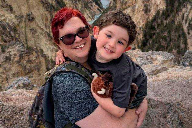Sara McGarvey: NI social worker diagnosed with rare cancer after going to clinic with sore eye
