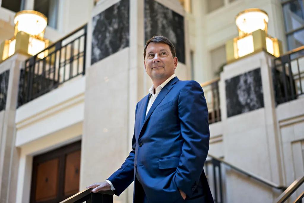 Swamp Undrained: Trump-cozy lobbying firm sets K Street revenue record