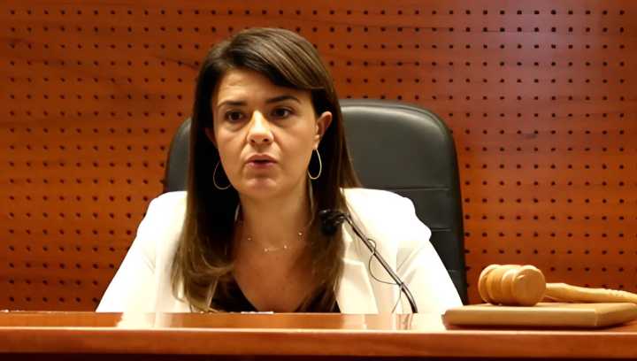 Suprema confirma suspensión de 4 meses a Verónica Sabaj: “El Tribunal Pleno decidió confirmar la sanción”