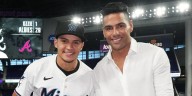 Radamel Falcao visitó a los Marlins, equipo de las grandes ligas de beisbol, e intercambió camiseta de Millonarios