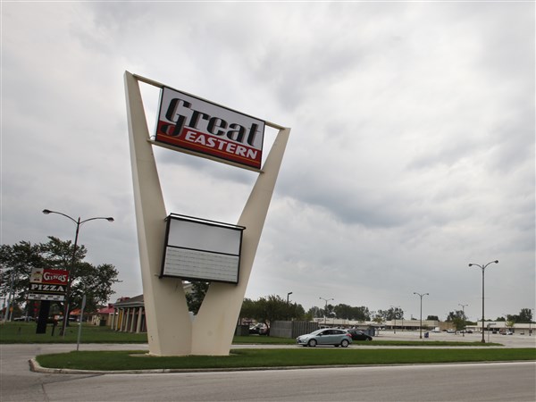 Northwood plaza owner defends work at former Great Eastern; council wants action